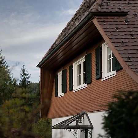 Exklusives Ferienhaus Am Waldrand Mit Whirlpool Und Sauna Villa Schonach im Schwarzwald ภายนอก รูปภาพ